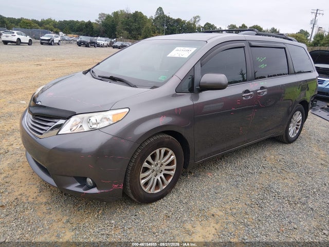 Продажа на аукционе авто 2017 Toyota Sienna Xle 8 Passenger, vin: 5TDYZ3DC2HS855659, номер лота: 46154985
