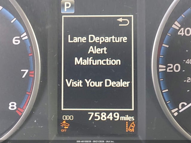 Toyota RAV4 LE 2018 2T3BFREV3JW729316 Image 16
