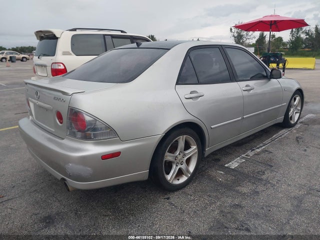 2005 Lexus Is 300 მანქანა იყიდება აუქციონზე, vin: JTHBD192650096259, აუქციონის ნომერი: 46155102