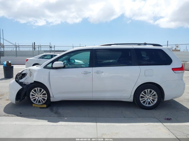 Aukcja sprzedaży 2013 Toyota Sienna Xle V6 8 Passenger, vin: 5TDYK3DC5DS367630, numer aukcji: 46155138