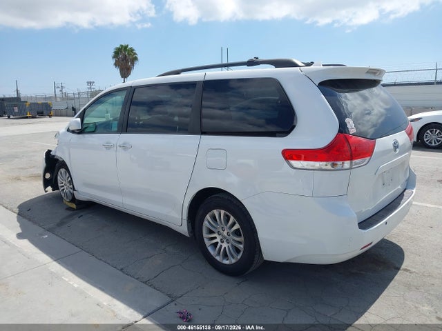 Aukcja sprzedaży 2013 Toyota Sienna Xle V6 8 Passenger, vin: 5TDYK3DC5DS367630, numer aukcji: 46155138