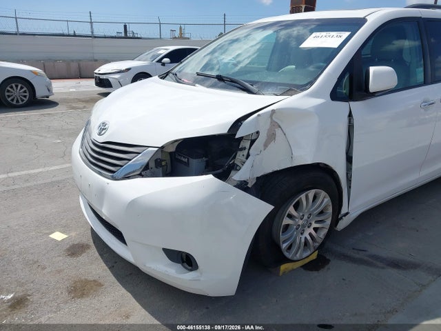 Aukcja sprzedaży 2013 Toyota Sienna Xle V6 8 Passenger, vin: 5TDYK3DC5DS367630, numer aukcji: 46155138
