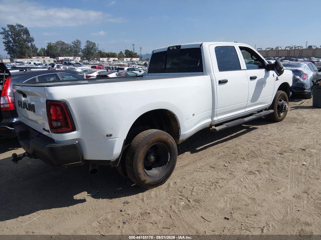 3C63RRGL6TG153156 RAM 3500 Tradesman 4x4 8&#039; Box