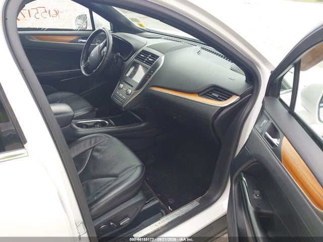 Продажа на аукционе авто 2017 Lincoln Mkc Reserve, vin: 5LMCJ3D90HUL51590, номер лота: 46155177