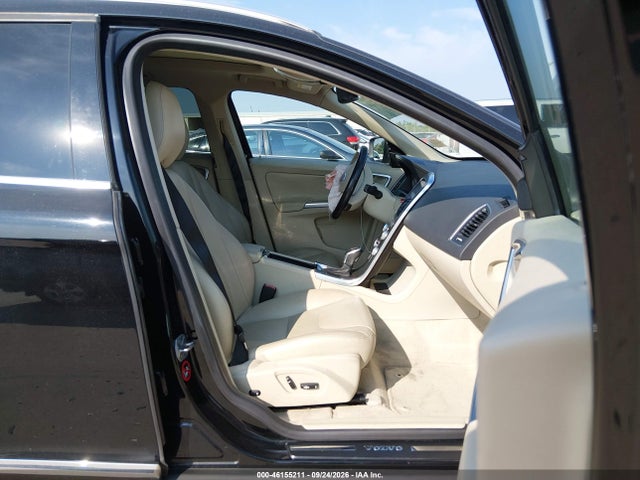 2016 Volvo Xc60 T5 Drive-e Premier მანქანა იყიდება აუქციონზე, vin: YV440MDK7G2804490, აუქციონის ნომერი: 46155211