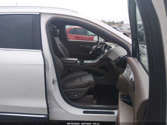 2016 Lincoln Mkx Reserve მანქანა იყიდება აუქციონზე, vin: 2LMPJ8LP1GBL58588, აუქციონის ნომერი: 46155255