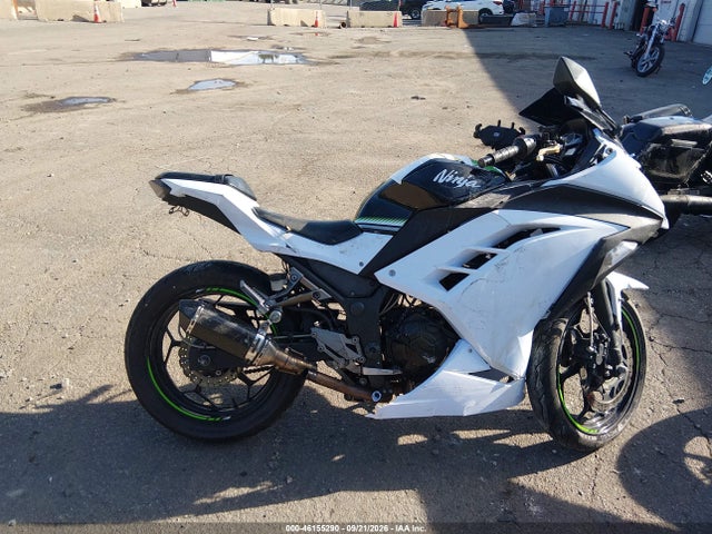 46155290 :رقم المزاد ، JKAEX8B16GDA28326 vin ، 2016 Kawasaki Ex300 B مزاد بيع