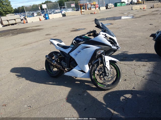 46155290 :رقم المزاد ، JKAEX8B16GDA28326 vin ، 2016 Kawasaki Ex300 B مزاد بيع