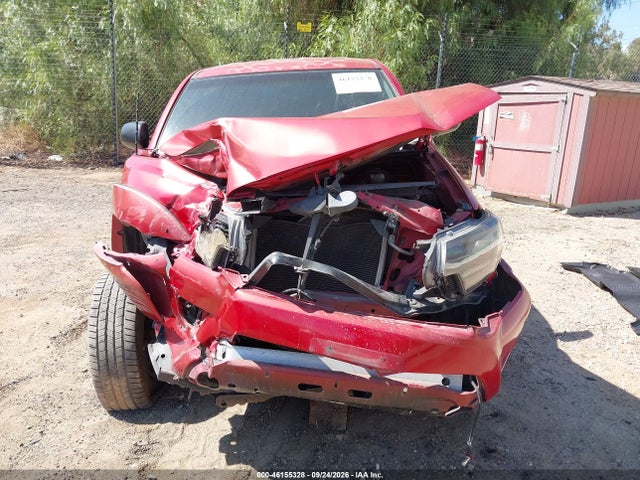46155328 :رقم المزاد ، 5TFJX4GN7CX010450 vin ، 2012 Toyota Tacoma Prerunner مزاد بيع