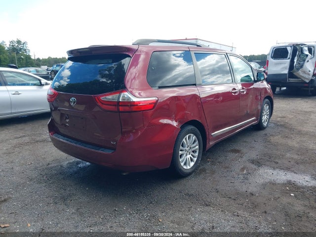 46155335 :رقم المزاد ، 5TDYK3DC3FS529564 vin ، 2015 Toyota Sienna Xle 8 Passenger مزاد بيع