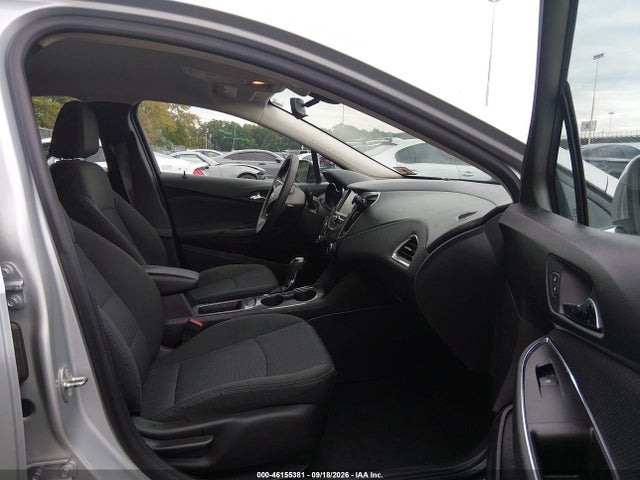 46155381 :رقم المزاد ، 1G1BE5SMXJ7100406 vin ، 2018 Chevrolet Cruze Lt Auto مزاد بيع