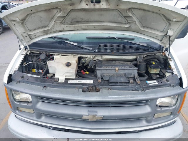 46155512 :رقم المزاد ، 1GCFG25W5Y1241797 vin ، 2000 Chevrolet Express مزاد بيع