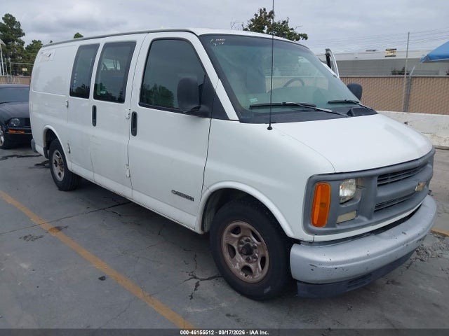 46155512 :رقم المزاد ، 1GCFG25W5Y1241797 vin ، 2000 Chevrolet Express مزاد بيع