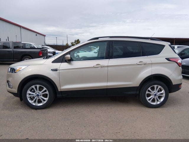 46155559 :رقم المزاد ، 1FMCU9GD5JUC38849 vin ، 2018 Ford Escape Se مزاد بيع