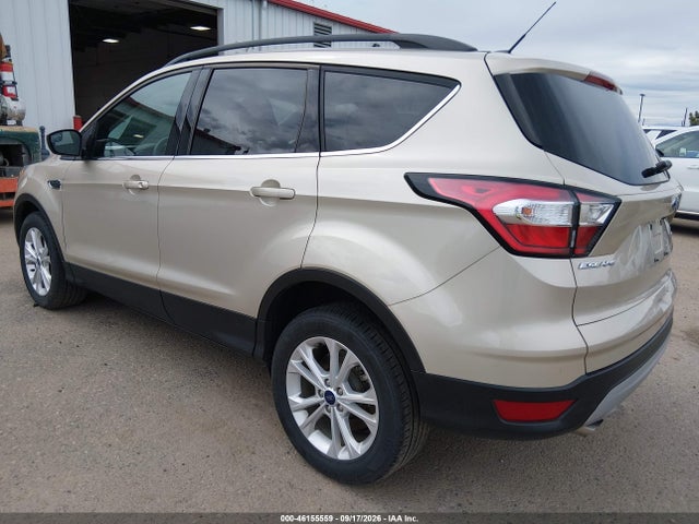 46155559 :رقم المزاد ، 1FMCU9GD5JUC38849 vin ، 2018 Ford Escape Se مزاد بيع
