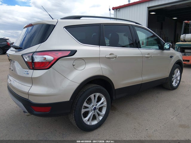 46155559 :رقم المزاد ، 1FMCU9GD5JUC38849 vin ، 2018 Ford Escape Se مزاد بيع