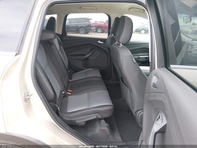 46155559 :رقم المزاد ، 1FMCU9GD5JUC38849 vin ، 2018 Ford Escape Se مزاد بيع