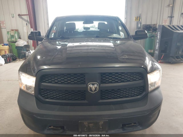 46155672 :رقم المزاد ، 1C6RR7FG1HS820377 vin ، 2017 Ram 1500 Tradesman  4x4 6'4 Box مزاد بيع