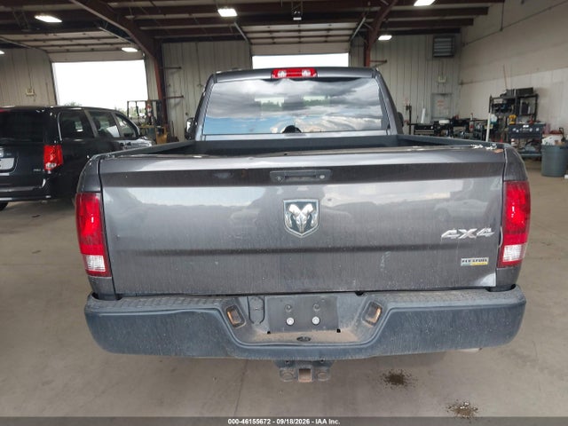 46155672 :رقم المزاد ، 1C6RR7FG1HS820377 vin ، 2017 Ram 1500 Tradesman  4x4 6'4 Box مزاد بيع