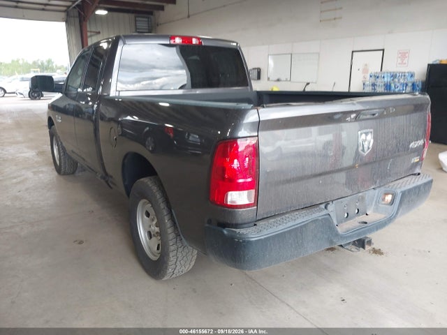 46155672 :رقم المزاد ، 1C6RR7FG1HS820377 vin ، 2017 Ram 1500 Tradesman  4x4 6'4 Box مزاد بيع