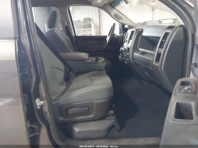 46155672 :رقم المزاد ، 1C6RR7FG1HS820377 vin ، 2017 Ram 1500 Tradesman  4x4 6'4 Box مزاد بيع