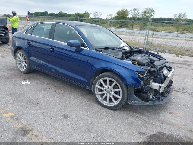 2015 Audi A3 1.8t Premium მანქანა იყიდება აუქციონზე, vin: WAUCCGFFXF1025366, აუქციონის ნომერი: 46155679