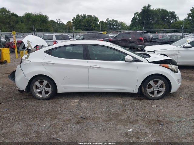 2013 Hyundai Elantra Gls მანქანა იყიდება აუქციონზე, vin: 5NPDH4AE5DH426187, აუქციონის ნომერი: 46155773