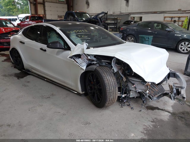 46155853 :رقم المزاد ، 5YJSA1E61NF460270 vin ، 2022 Tesla Model S Plaid Tri Motor All-wheel Drive مزاد بيع