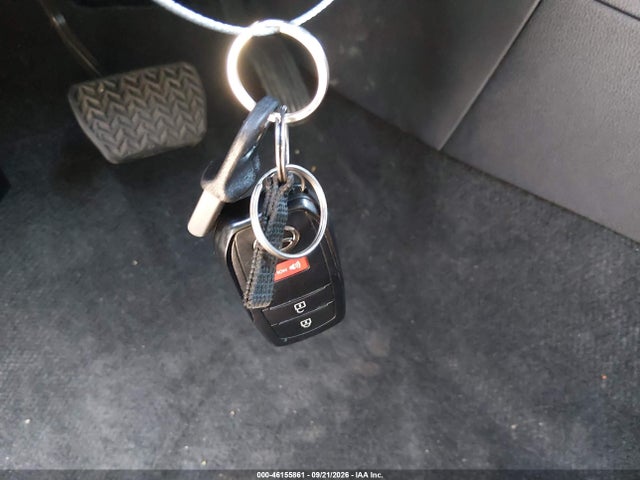 Продажа на аукционе авто 2024 Toyota Corolla Cross Hybrid S, vin: 7MUFBABG2RV020593, номер лота: 46155861
