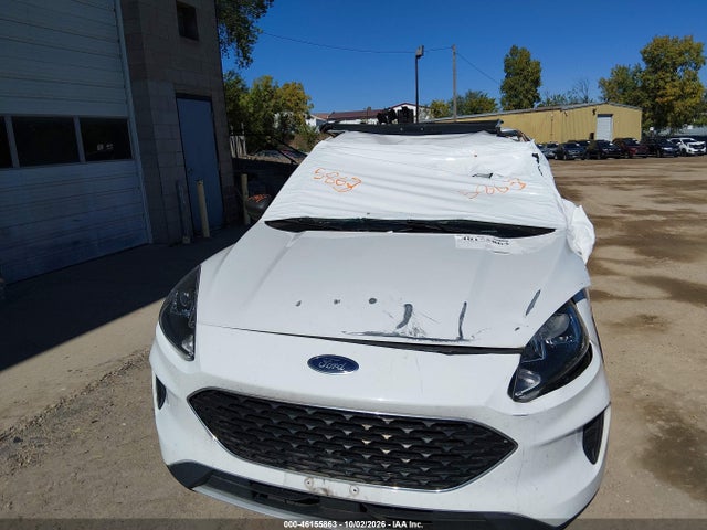 Продажа на аукционе авто 2022 Ford Escape Se, vin: 1FMCU9G64NUA64926, номер лота: 46155863