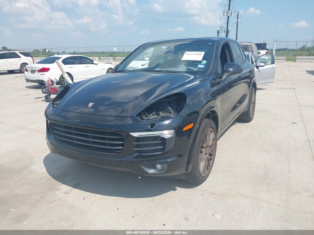 Porsche Cayenne 2017 WP1AA2A22HKA81188 Image 2