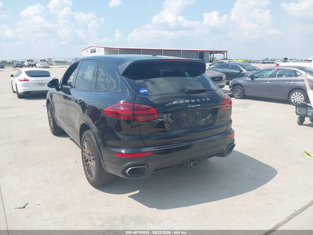 Porsche Cayenne 2017 WP1AA2A22HKA81188 Image 3