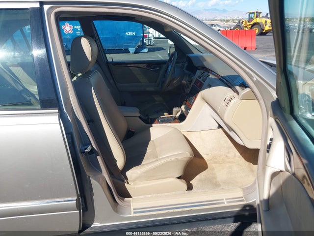 1998 Mercedes-benz E 320 მანქანა იყიდება აუქციონზე, vin: WDBJF65F1WA706172, აუქციონის ნომერი: 46155999