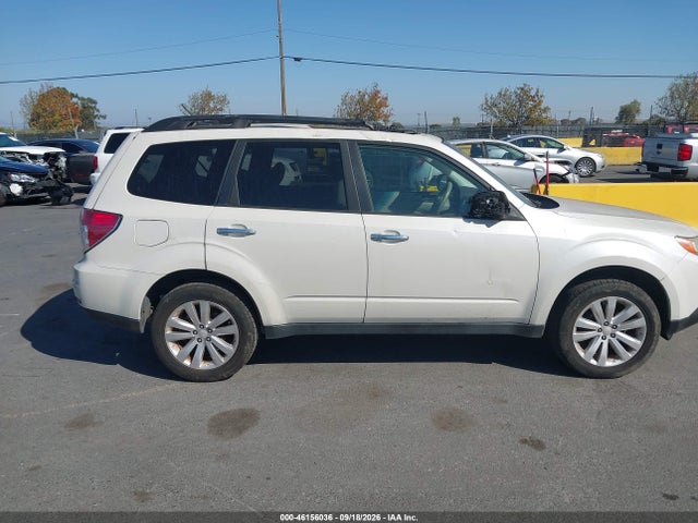 Продажа на аукционе авто 2012 Subaru Forester 2.5x Premium, vin: JF2SHADC7CH457455, номер лота: 46156036