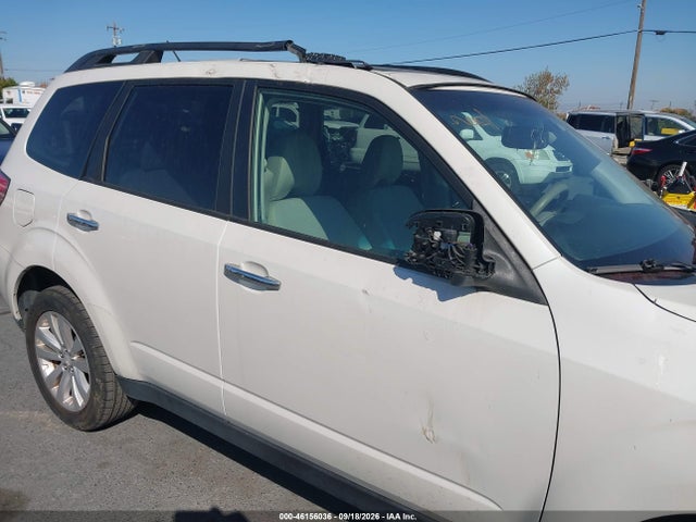 Продажа на аукционе авто 2012 Subaru Forester 2.5x Premium, vin: JF2SHADC7CH457455, номер лота: 46156036