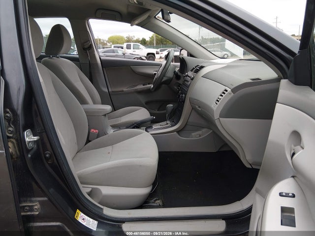 46156050 :رقم المزاد ، 1NXBU4EE6AZ259008 vin ، 2010 Toyota Corolla Le مزاد بيع