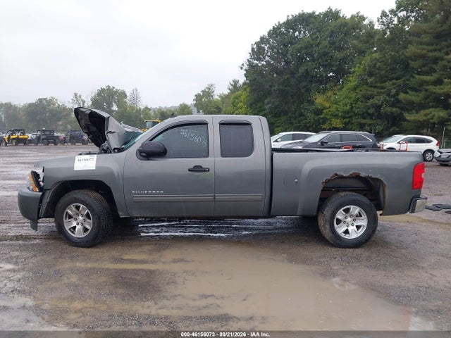 Auction sale of the 2011 Chevrolet Silverado 1500 Ls, vin: 1GCRCREA3BZ279897, lot number: 46156073