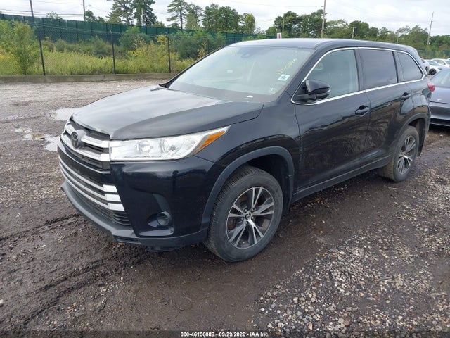 Продажа на аукционе авто 2019 Toyota Highlander Le, vin: 5TDBZRFH0KS921845, номер лота: 46156088