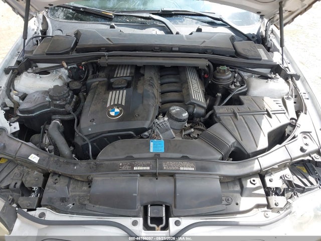 2011 Bmw 328i მანქანა იყიდება აუქციონზე, vin: WBAKE5C59BE572864, აუქციონის ნომერი: 46156097