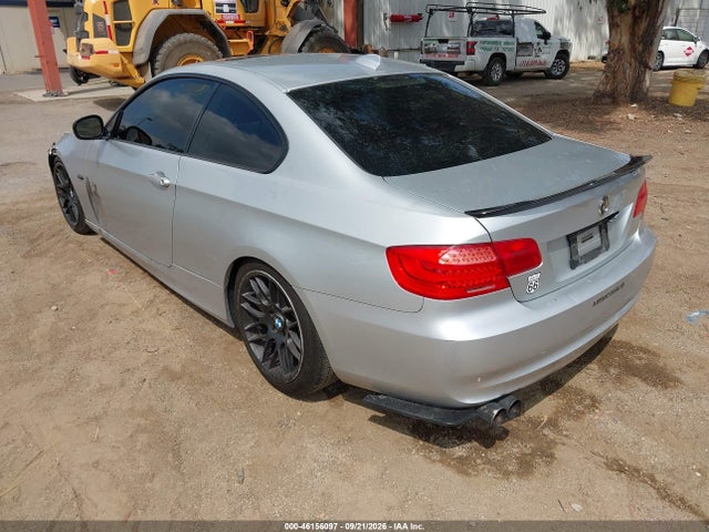 2011 Bmw 328i მანქანა იყიდება აუქციონზე, vin: WBAKE5C59BE572864, აუქციონის ნომერი: 46156097
