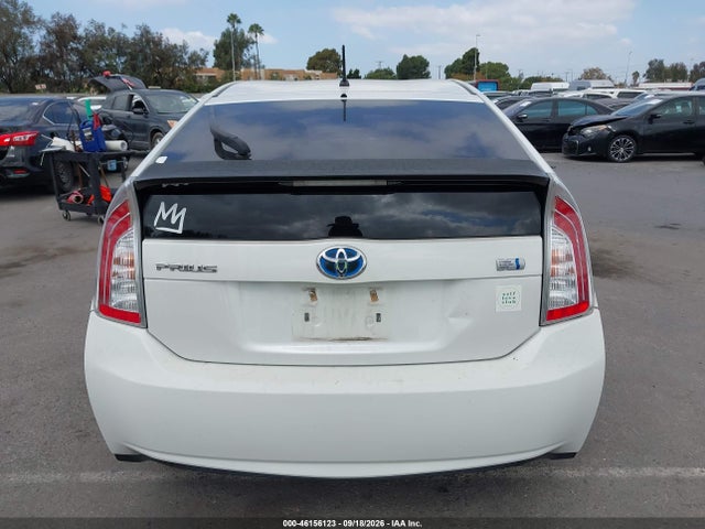 Toyota Prius Two 2014 JTDKN3DU9E0363087 Image 16