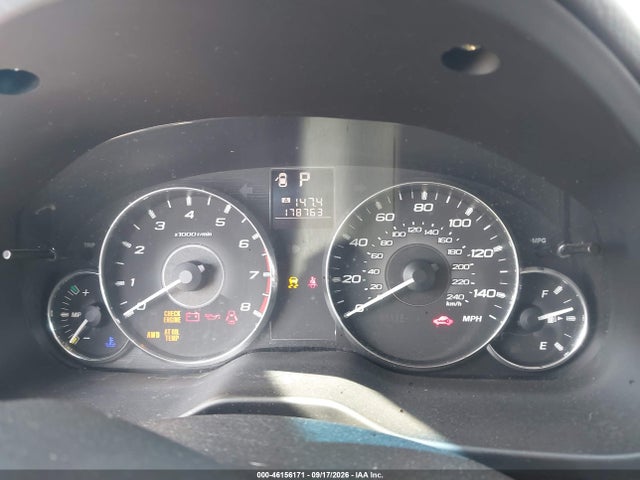 2011 Subaru Outback 2.5i Limited მანქანა იყიდება აუქციონზე, vin: 4S4BRBKC1B3418792, აუქციონის ნომერი: 46156171
