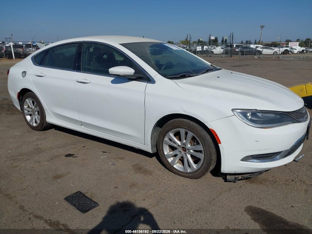 2015 Chrysler 200 Limited მანქანა იყიდება აუქციონზე, vin: 1C3CCCABXFN577821, აუქციონის ნომერი: 46156192