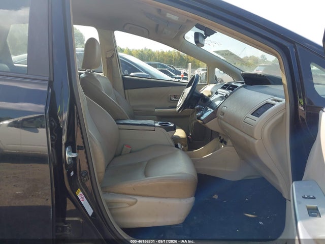 2017 Toyota Prius V Four მანქანა იყიდება აუქციონზე, vin: JTDZN3EU6HJ064507, აუქციონის ნომერი: 46156201