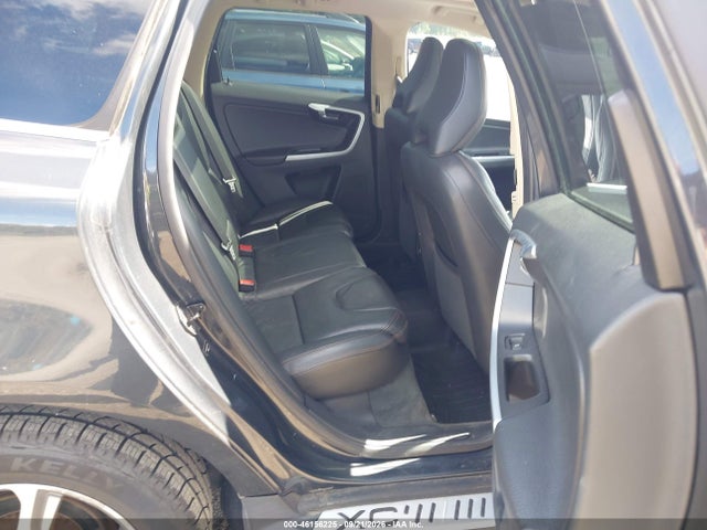 Продаж на аукціоні авто 2011 Volvo Xc60 T6/t6 R-design, vin: YV4902DZ4B2217132, номер лоту: 46156225
