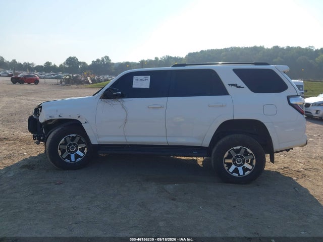 Продажа на аукционе авто 2023 Toyota 4runner Trd Off Road Premium, vin: JTERU5JR8P6173337, номер лота: 46156239