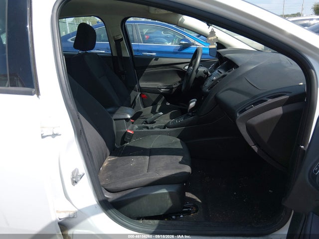 1FADP3F24GL373144 Ford FOCUS SE