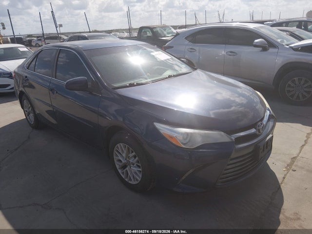 46156274 :رقم المزاد ، 4T1BF1FK7HU731191 vin ، 2017 Toyota Camry Le مزاد بيع