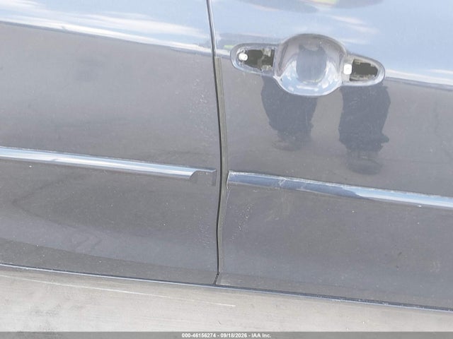 46156274 :رقم المزاد ، 4T1BF1FK7HU731191 vin ، 2017 Toyota Camry Le مزاد بيع