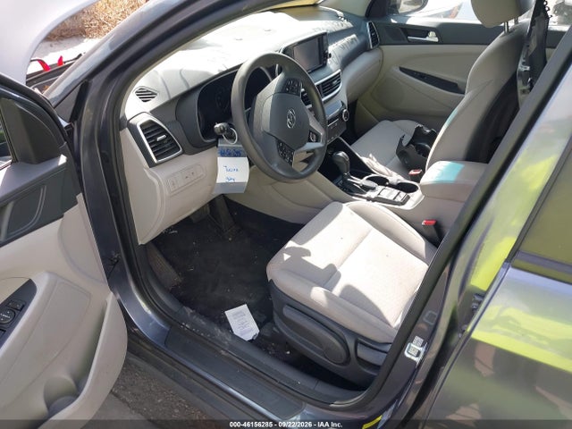 Hyundai TUCSON SE 2019 KM8J23A48KU945609 Image 18